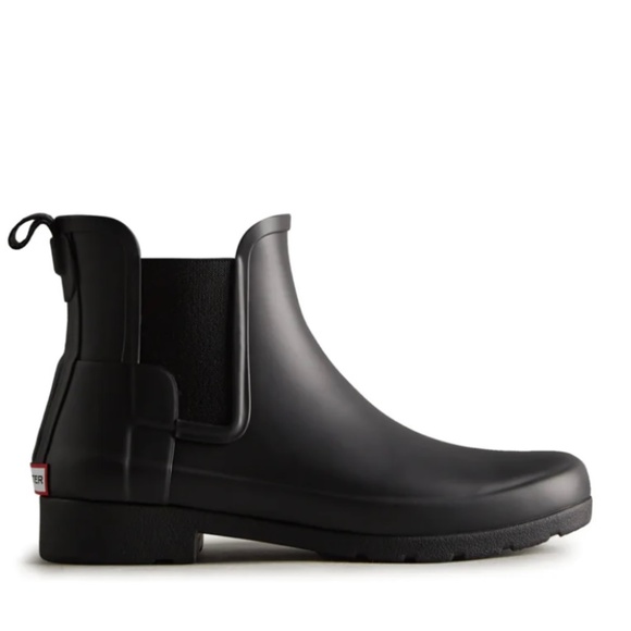 Women's Refined Slim Fit Chelsea Boots - Picture 3 of 4
